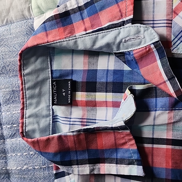 2 piece Nautica short set size 4T - Picture 3 of 7